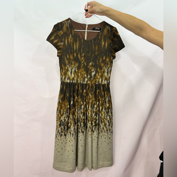 Badgley Mischka quilt-knit dress - Picture 1 of 1
